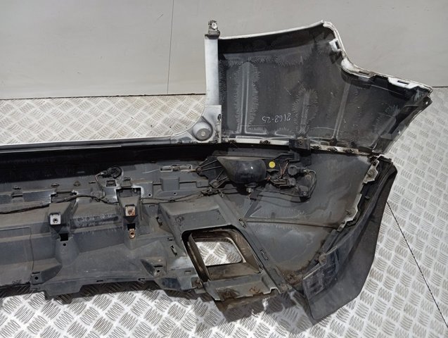 Кожух бампера заднього Land Rover LR058059 ціна, від 179.56 USD