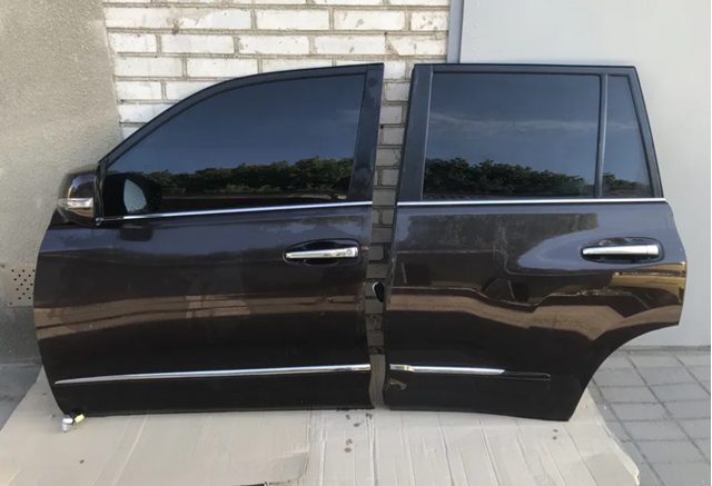 Двері задні, ліві 6700460490 Toyota