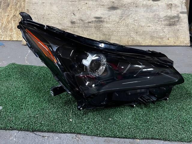 Купити 8114578050 Toyota Права блок фара