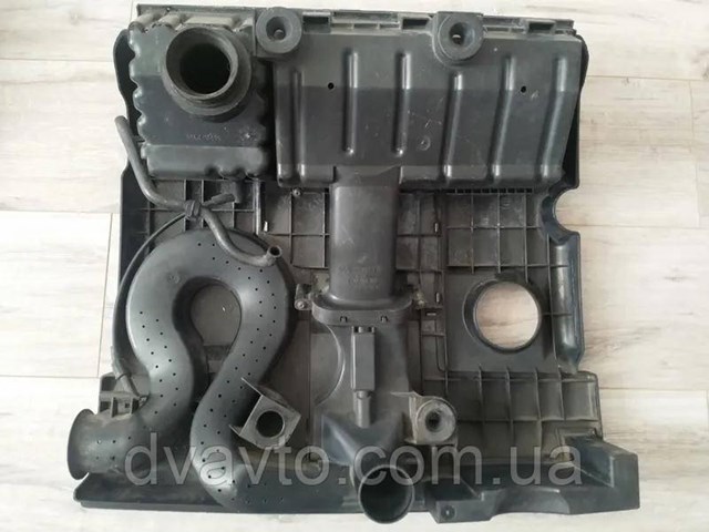 Коробка фільтра на Skoda Fabia I 6Y5