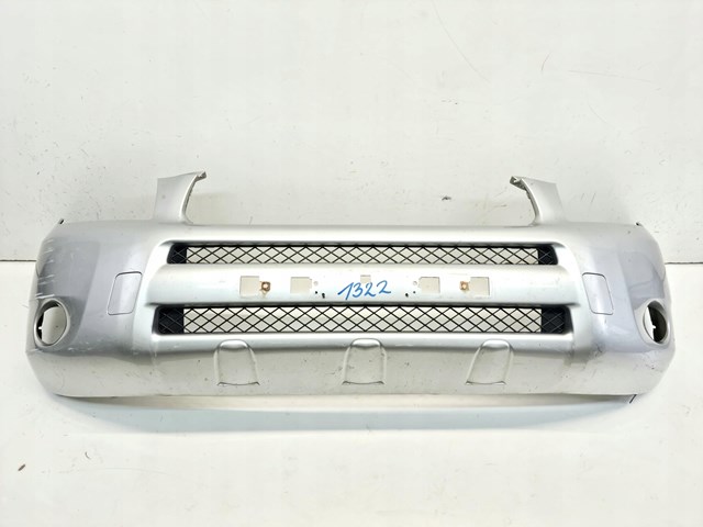 Передній бампер 5211942570 Toyota