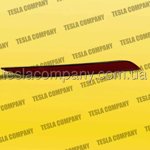 Катафот (відбивач) заднього бампера, правий 149581800C Tesla