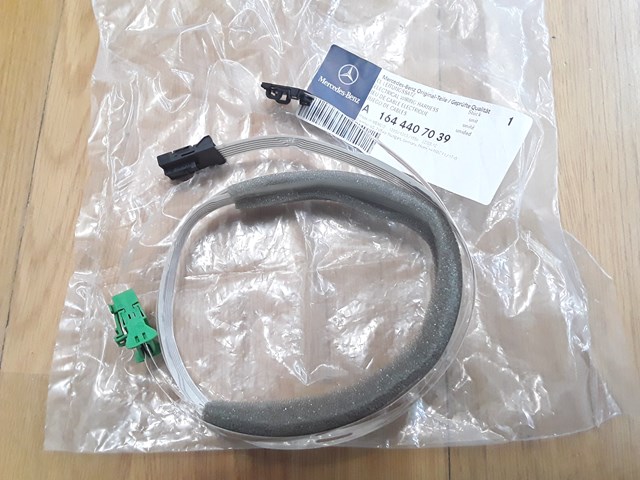 A1644407039 Mercedes 