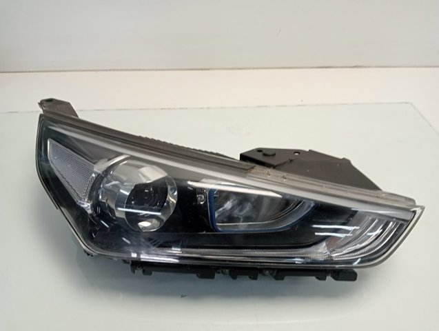 Купити 92102G2020 Hyundai/Kia Фара передня права