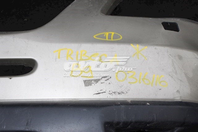 Передній бампер 57709XA02A Subaru