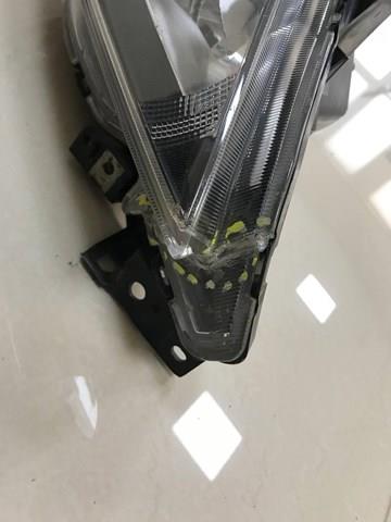 Фара передня права Mazda CD9351031B