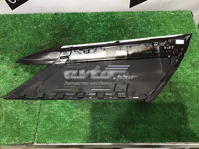 Накладка стійки кузова зовнішня, задня права Land Rover LR102622 ціна, від 58.43 USD