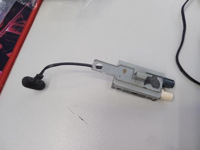  Tesla 100479300E ціна, від 9.67 USD