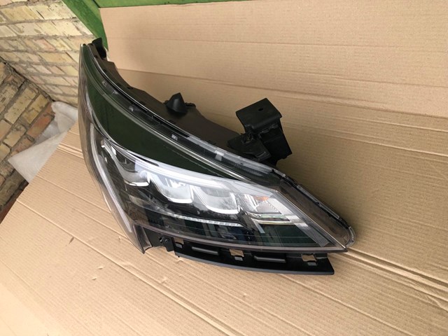 Купити 92102H0700 Hyundai/Kia Фара правая