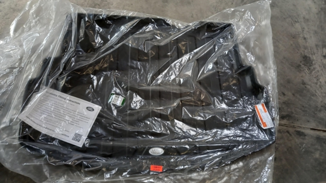  Land Rover VPLCS0268 ціна, від 234.45 USD