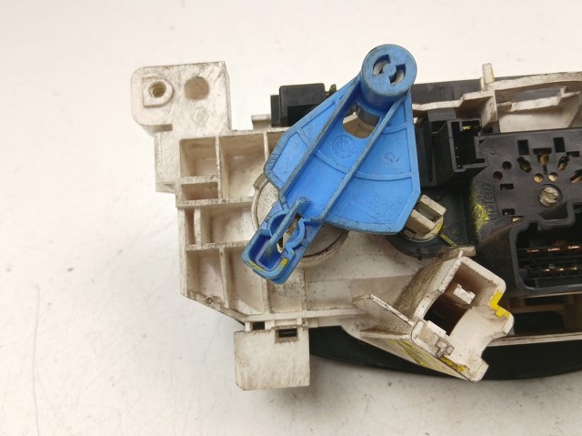 Купити N106279B Renault (RVI) 