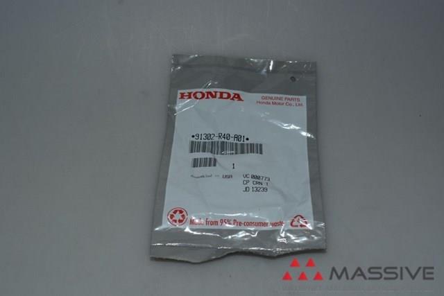  91302R40A11 Honda