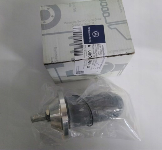 A0001420106 Mercedes Бак AD BLUE