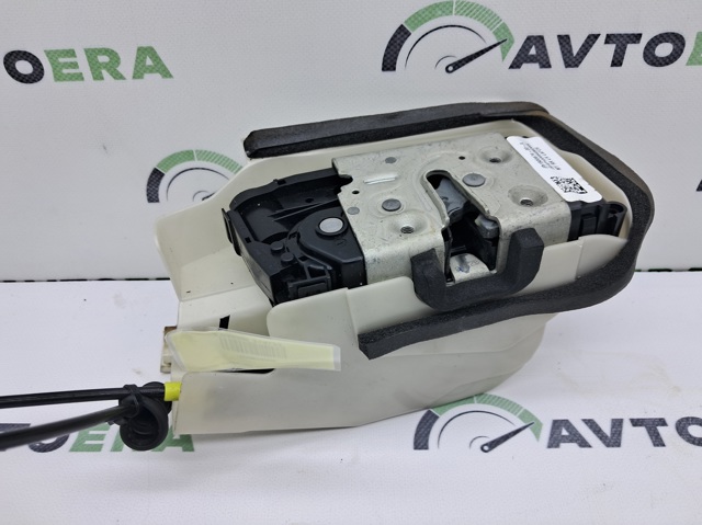 Замок задньої двері, лівої Tesla Model 3 седан (5YJ3) (2016 - 2025) ціна, від 50.72 USD