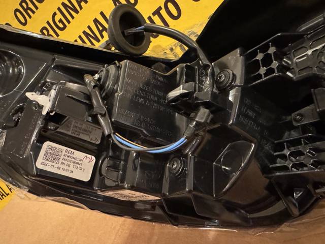 Купити VA4151150B Mazda 