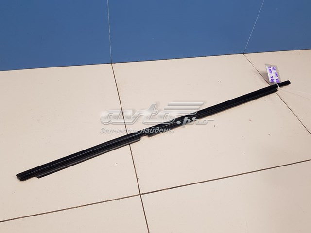 Молдинг опускного скла нижній, двері задньої, лівої Lexus RX 330/350 (U3) (Лексус RX)