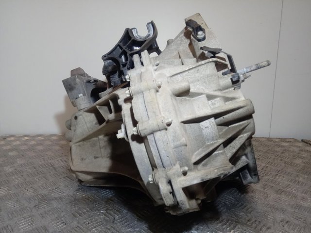 TL4A027 Renault (RVI) МКПП
