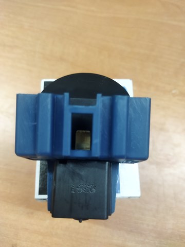 Купити SW7034 Ford Контактна група
