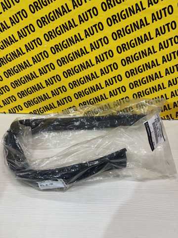 Ущільнювач капота KB7W56770A Mazda