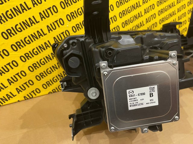VA4151040C Mazda Фара дальнього світла в зборі
