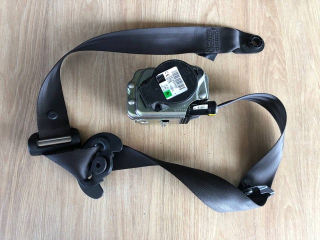 Пасок безпеки передній правий Land Rover LR057415 ціна, від 199.34 USD
