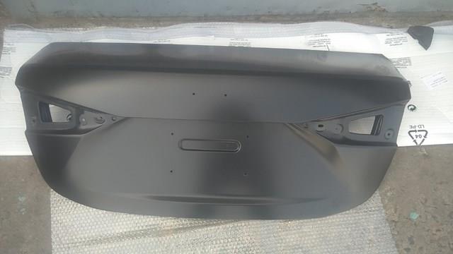 Купити BHY05261XC Mazda Кришка багажника