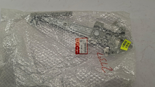 Купити 72211TM8003 Honda 