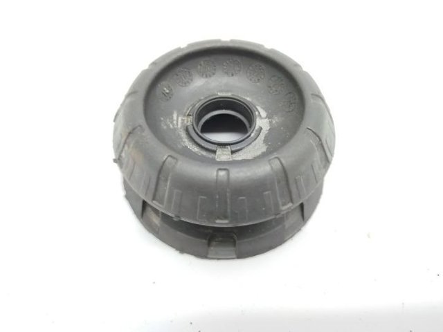 543020280R Renault (RVI) Кріплення переднього амортизатора