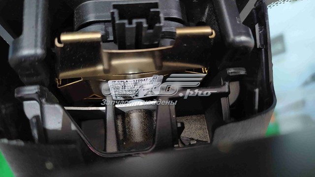 Купити LR048377 Land Rover 