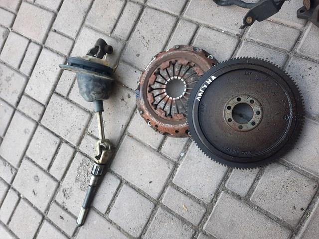 Демпферний маховик на Renault Kangoo I KC0, KC1