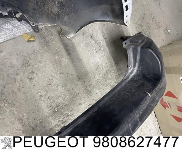 Задній бампер 9808627477 Peugeot/Citroen