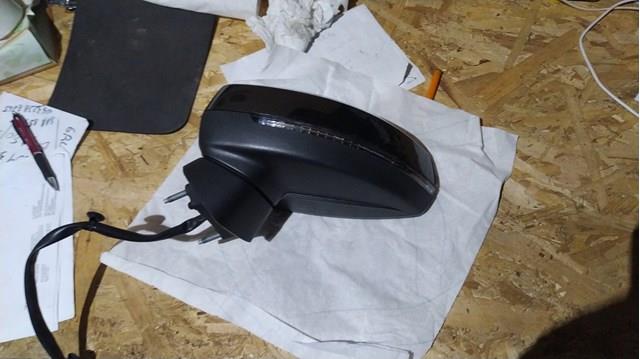 Купити 8V5857409S9B9 VAG 