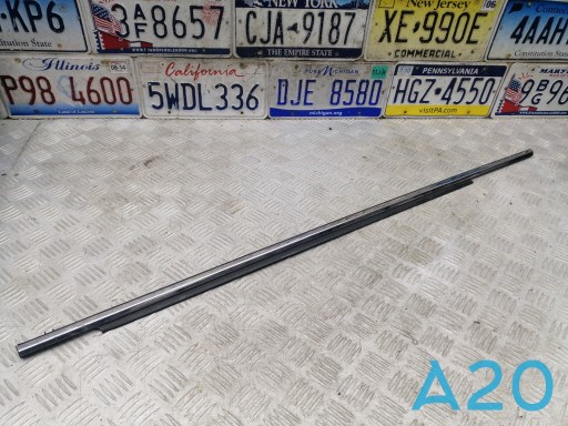TK4850660 Mazda Молдинг опускного скла двері задньої, правої