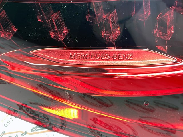 Лівий стоп A2239062300 Mercedes