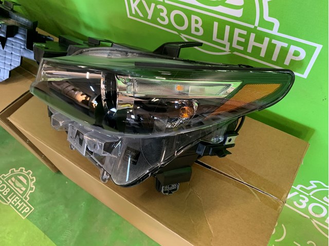 Фара права TM52510K0D Mazda