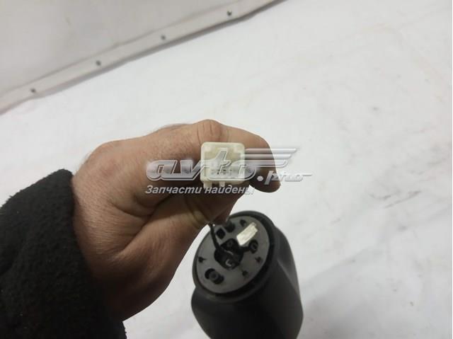 Ліве бокове дзеркало 8200497486 Renault (RVI)