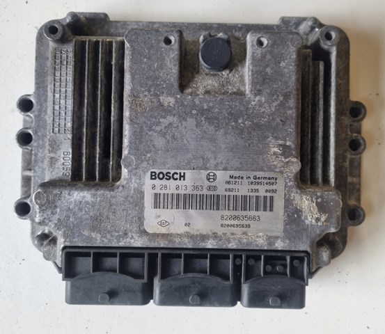 Блок двигуна Renault (RVI) 0281013363