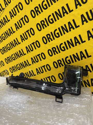 DFR569122B Mazda Покажчик повороту дзеркала, правий