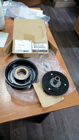 GJ6A61L20A Mazda шків компресора кондиціонера - купити онлайн в