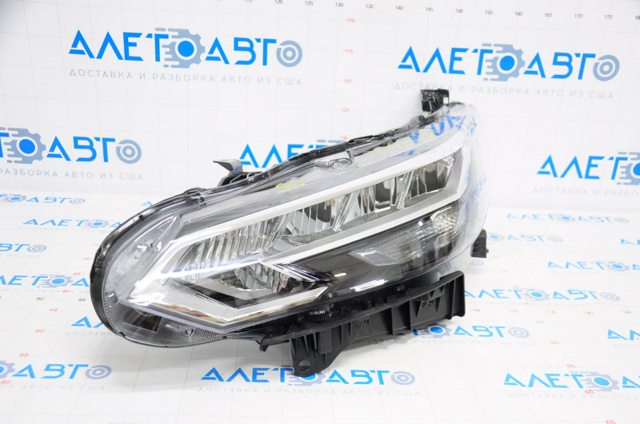260606LB5A Nissan/Infiniti Фара дальнього світла в зборі