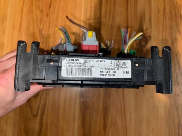 Купити 9652474680 Peugeot/Citroen Корпус запобіжників