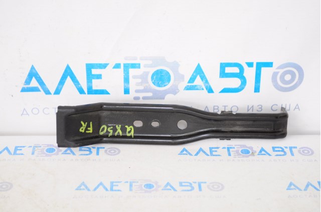 Купити 622905NA0A Nissan/Infiniti Кронштейн бампера переднього, центральний