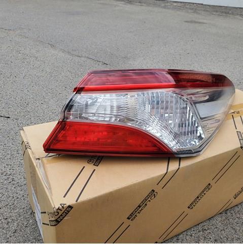 Задній правий зовнішній ліхтар SAT ST21219T2R ціна, від 183.55 USD