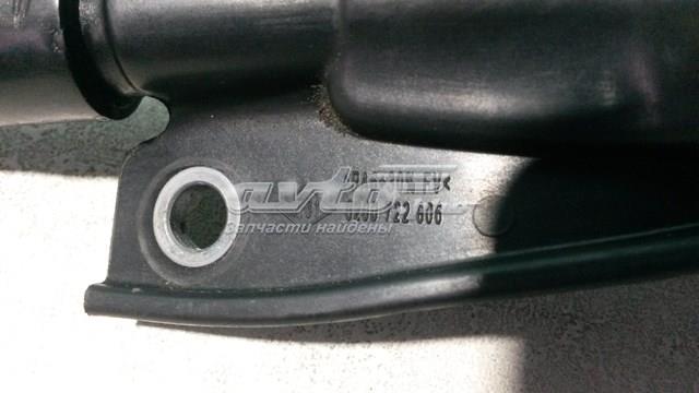 Горловина маслозаливна Renault (RVI) 8200722806 ціна, від 4.23 USD