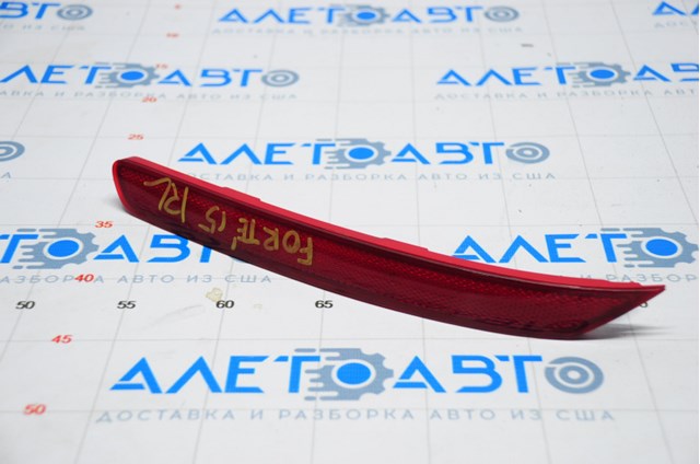 Катафот (відбивач) заднього бампера, лівий 92405B0500 Hyundai/Kia