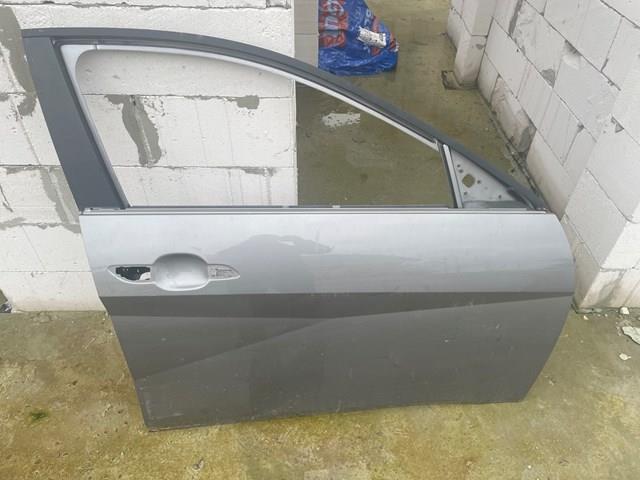 Двері передні, праві Hyundai/Kia 76004AA000 ціна, від 1025.93 USD