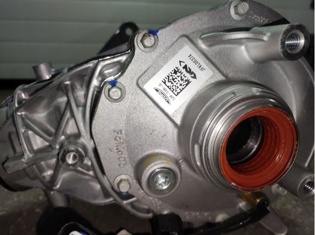Роздатка EJ5P7L486JG Ford