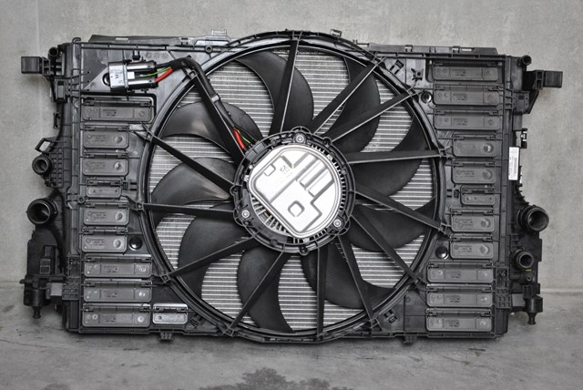  Mercedes A0999066102 ціна, від 1013.54 USD