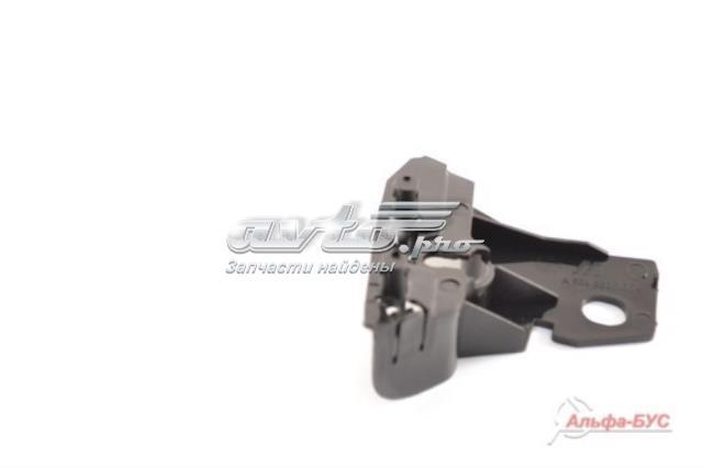 BSG60927002 BSG Кронштейн нижньої накладки фар, лівий