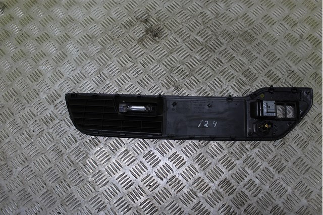  VAG 7P6868248 ціна, від 32.34 USD
